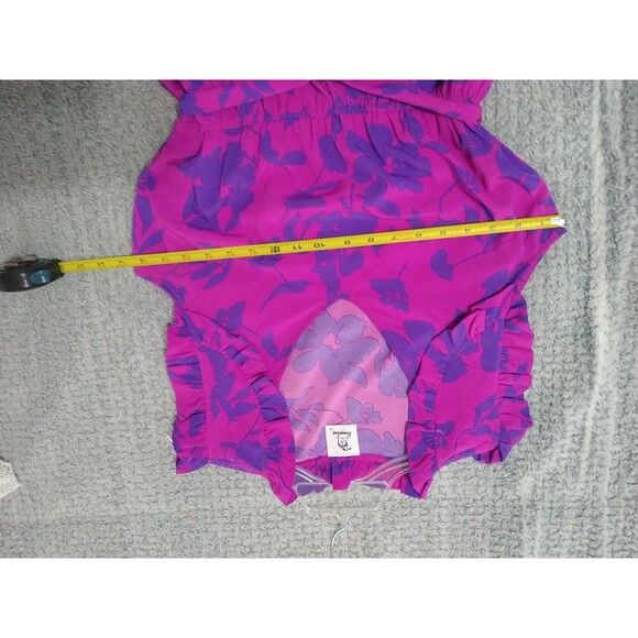 Bungalows  Vneck Knee Length Ruffled Floral  Dress Medium Boho Feminine - Picture 8 of 8